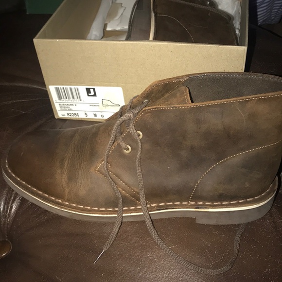 Clark’s Men’s leather boots - Picture 2 of 3